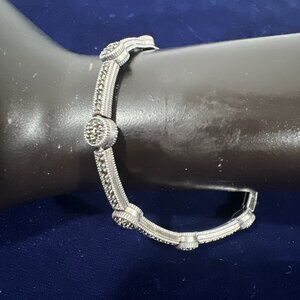 Exquisite Sterling Silver Narrow Knot Marcasite 7" Bracelet